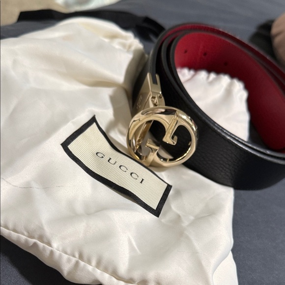 Gucci Black and Red Belt with Gold Logo Buckle - Picture 1 of 3